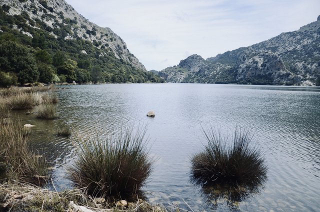 Puig-Major-lakes-Mallorca-Majorka-potovanje-kolesarjenje
