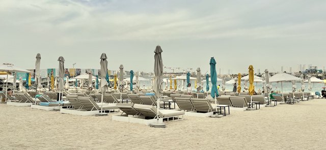 Dubai-Dubaj-potopis-potovanje-La-Mer-Hotel-beach
