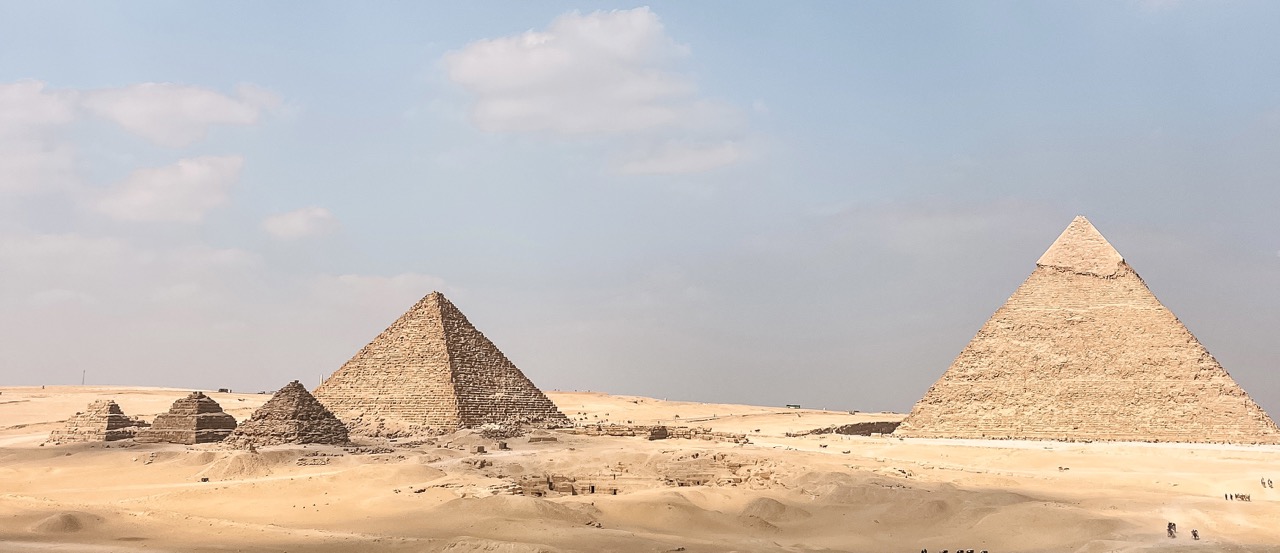 Piramide-Giza-Kairo-Egipt-potopis-potovanje-z-otroki