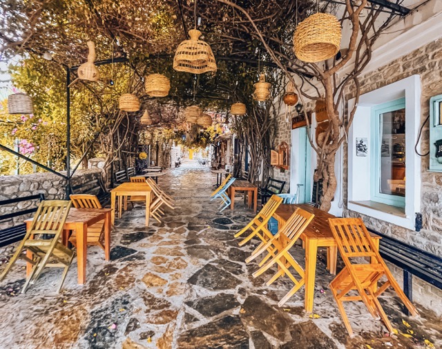 Eski-Datca-Turčija-potopis-overland-road-trip-družinsko-potovanje